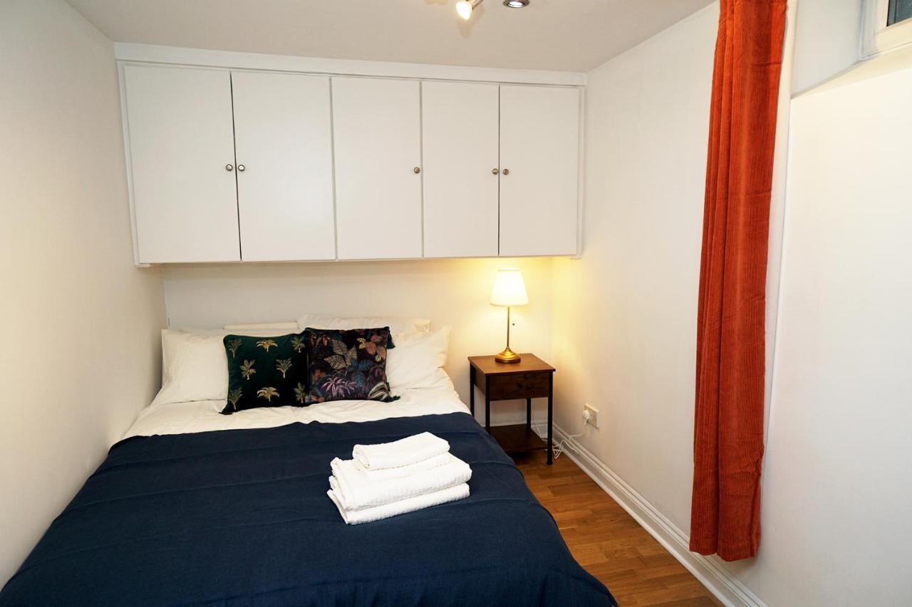 Cozy Retreat By Aresti Hotels London Ngoại thất bức ảnh