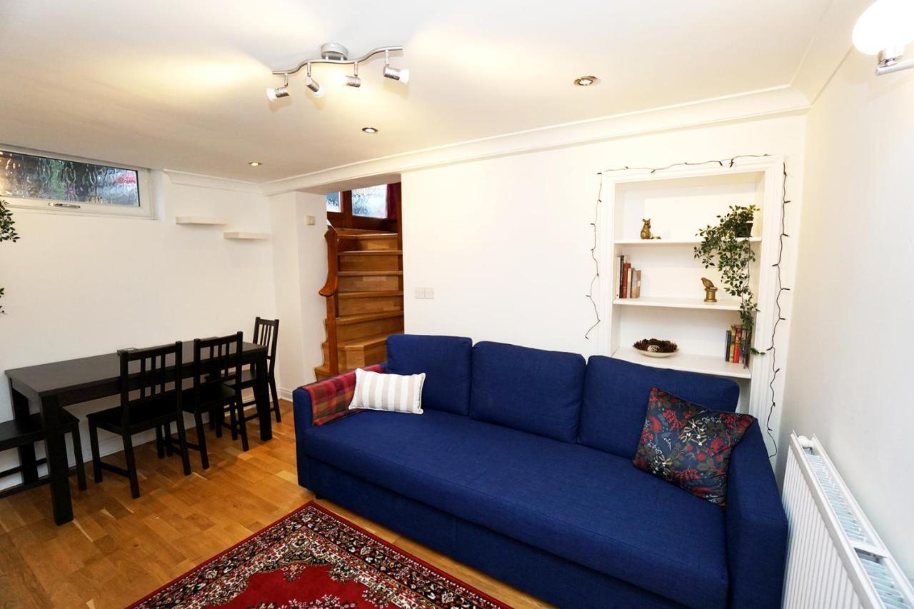 Cozy Retreat By Aresti Hotels London Ngoại thất bức ảnh